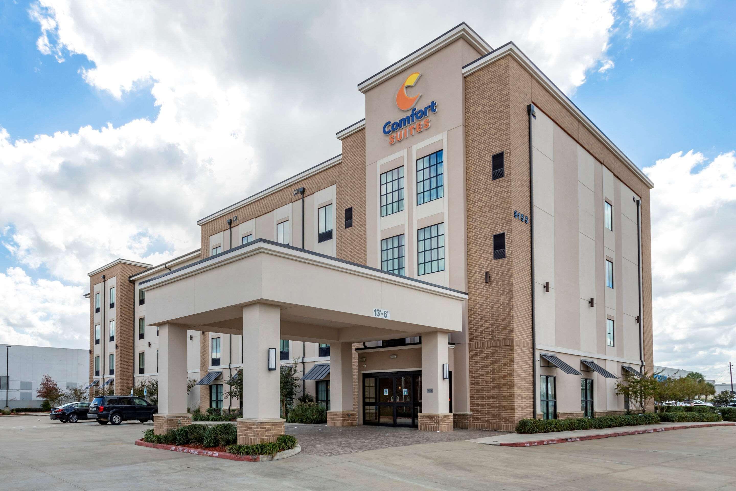 Comfort Suites Near Sam Houston Race Park Exterior photo